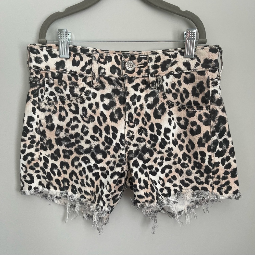 Express Animal Print Shortie Mid Rise Stretch+ Supersoft Frayed Shorts Size 00